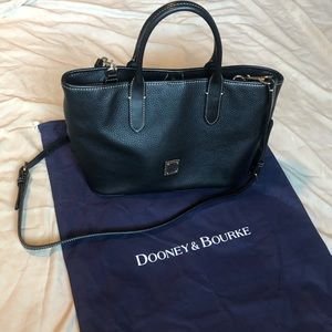 Dooney & Bourke Bag